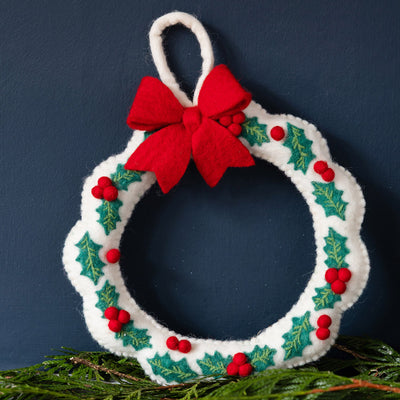 Holly Felt Christmas Wreath - 22cm