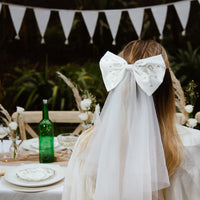 White Pearl Bow Veil