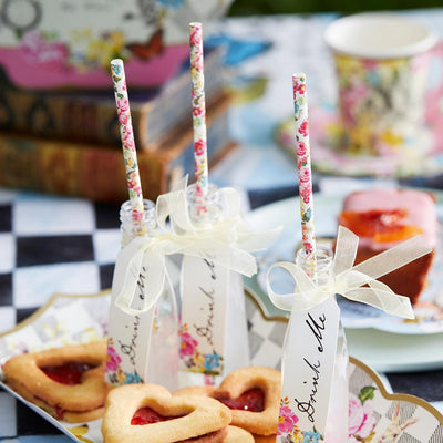 Alice in Wonderland Party Bottles & Straws