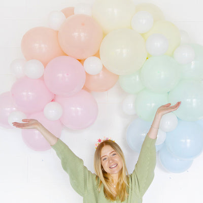 How To Create Colourful Balloon Arch - Talking Tables UK Public