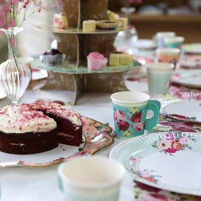 Vintage Floral Party Pack - 16 Pack