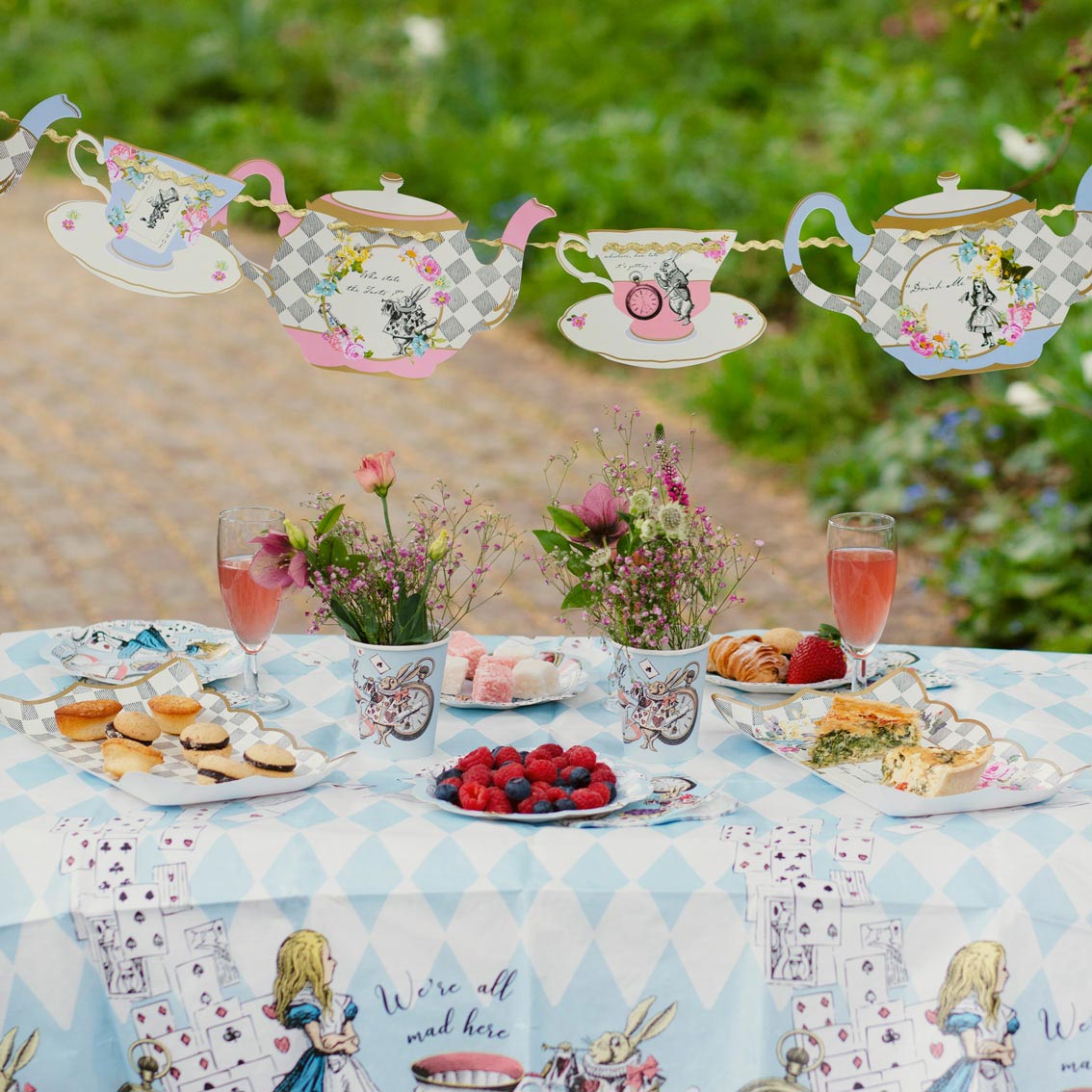 Pink Alice in Wonderland Tea Cups and Saucers – Talking Tables UK Public