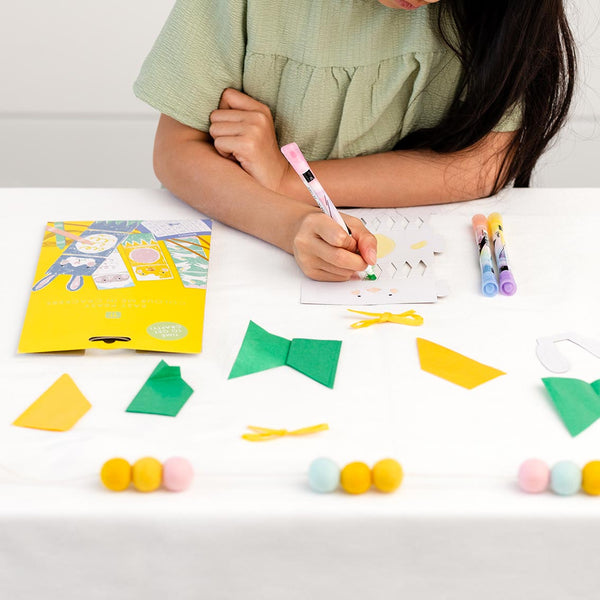 Easy Easter Cracker DIY Kit - 8 Pack