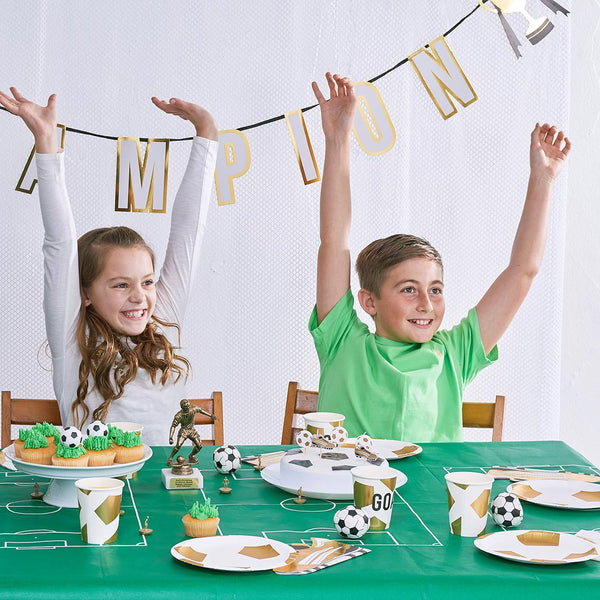 Party Champions Paper Table Cover