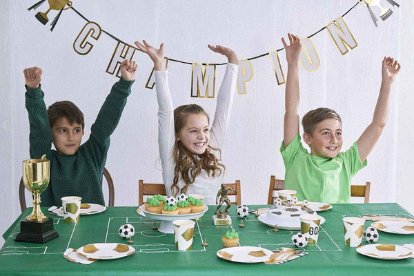 party champions garland - Talking Tables